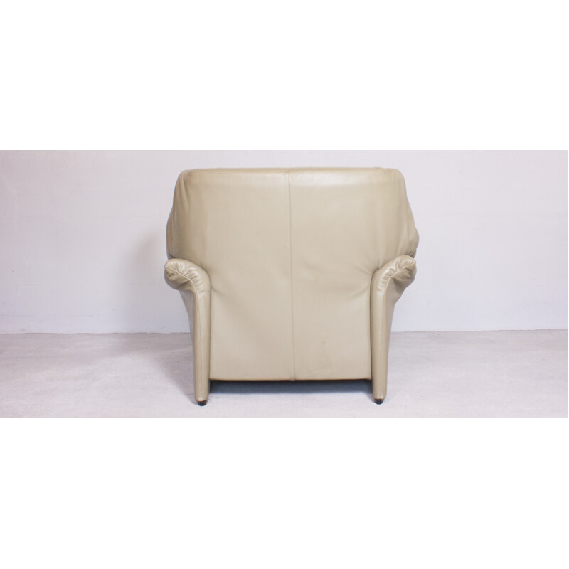 Cassina Portovenere Winback chair, Vico MAGISTRETTI - 1980s