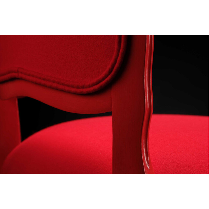 Chaise rouge vintage Ruby Rhinestone en hêtre