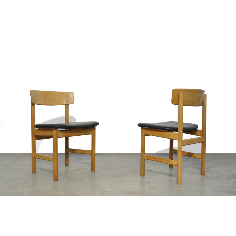 Pair of vintage oakwood dining chairs by Børge Mogensen for Fredericia Stolefabrik, Denmark 1956 