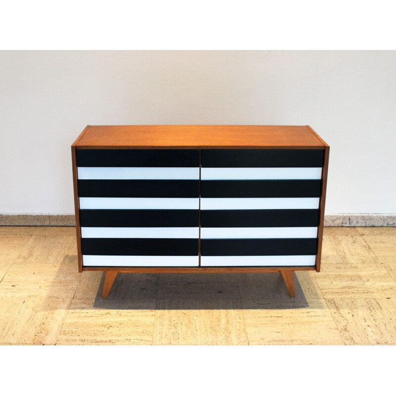 Mid-century U-453 chest of drawers by Jiří Jiroutek for Interier Praha, 1960