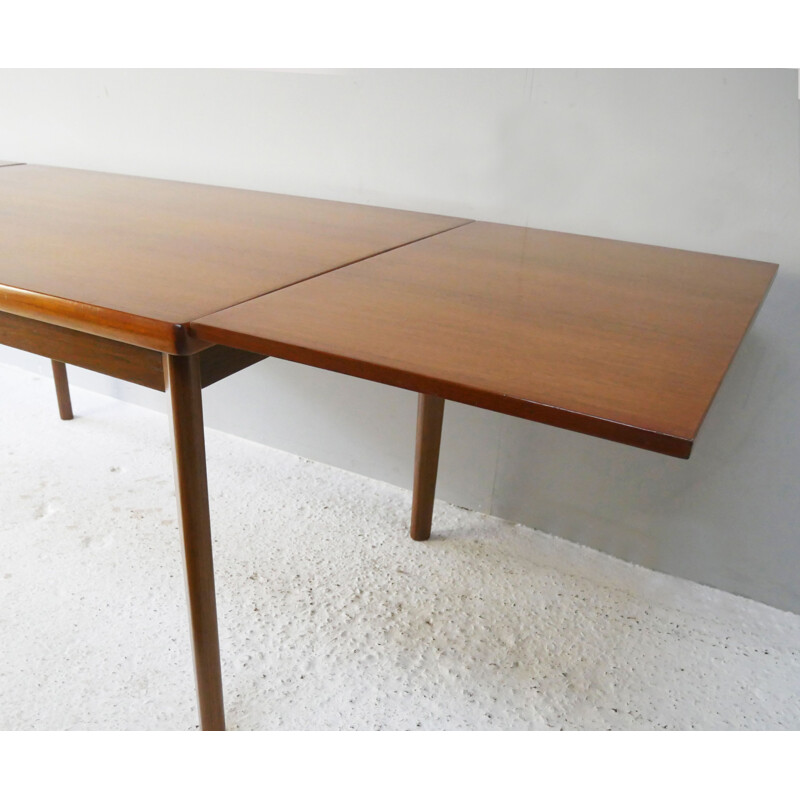 Mid century modern Danish extending draw leaf dining table by AM Mobler, 1960s