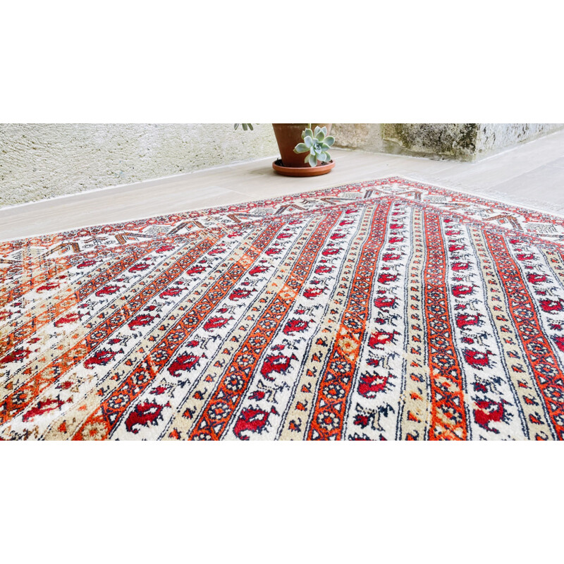 Vintage Persian rug with Azerbaijan Swallows, 130x182cm