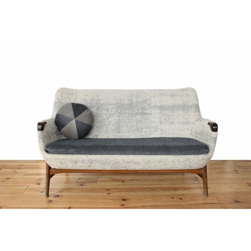 Vintage 2 seater sofa with new fabric, Erling TORVITS - 1950s