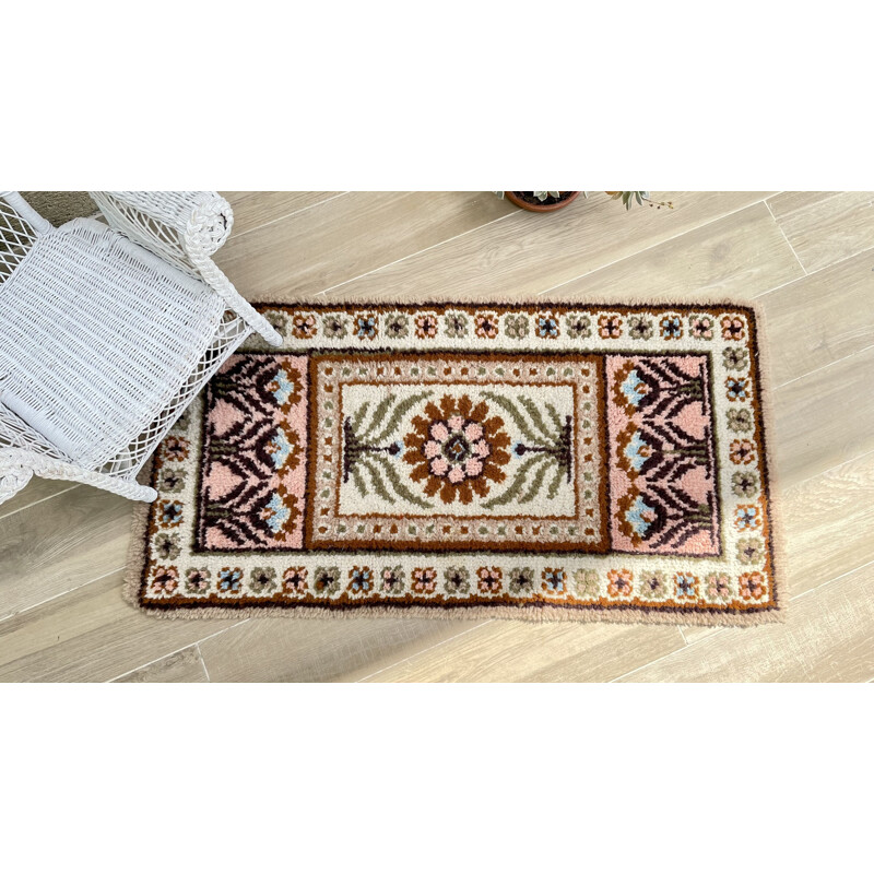 Vintage bohemian pure wool rug 135 x 70cm, 1970