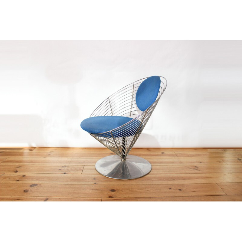 Mid century Fritz Hansen "Wire Cone" chair, Verner PANTON - 1988