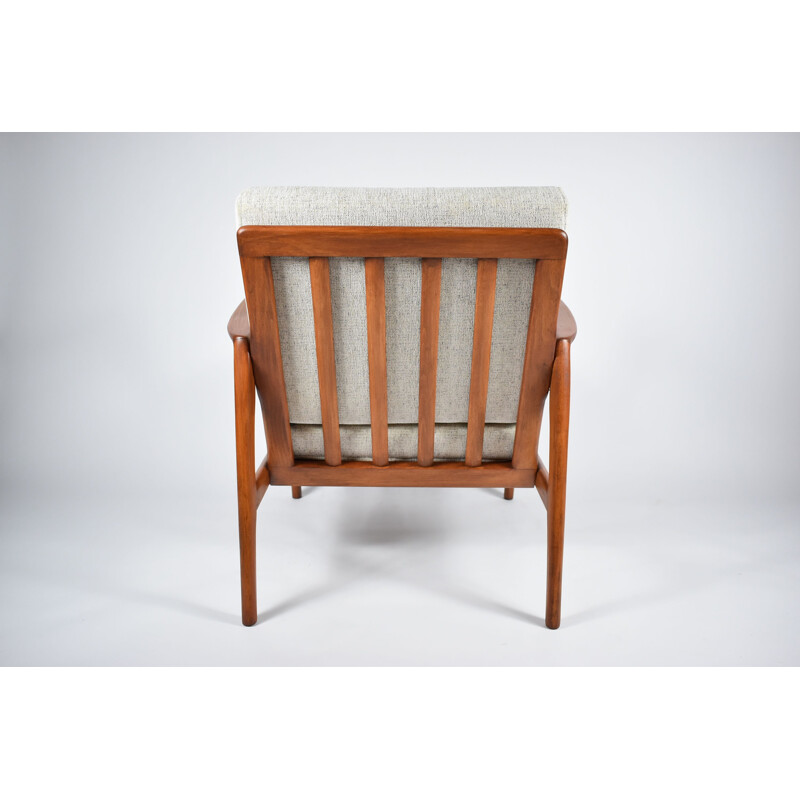 Vintage Stefan scandinavian armchair 