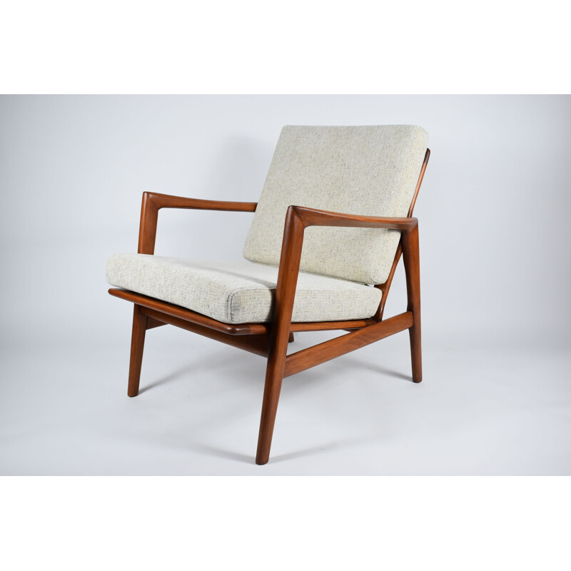 Vintage Stefan scandinavian armchair 