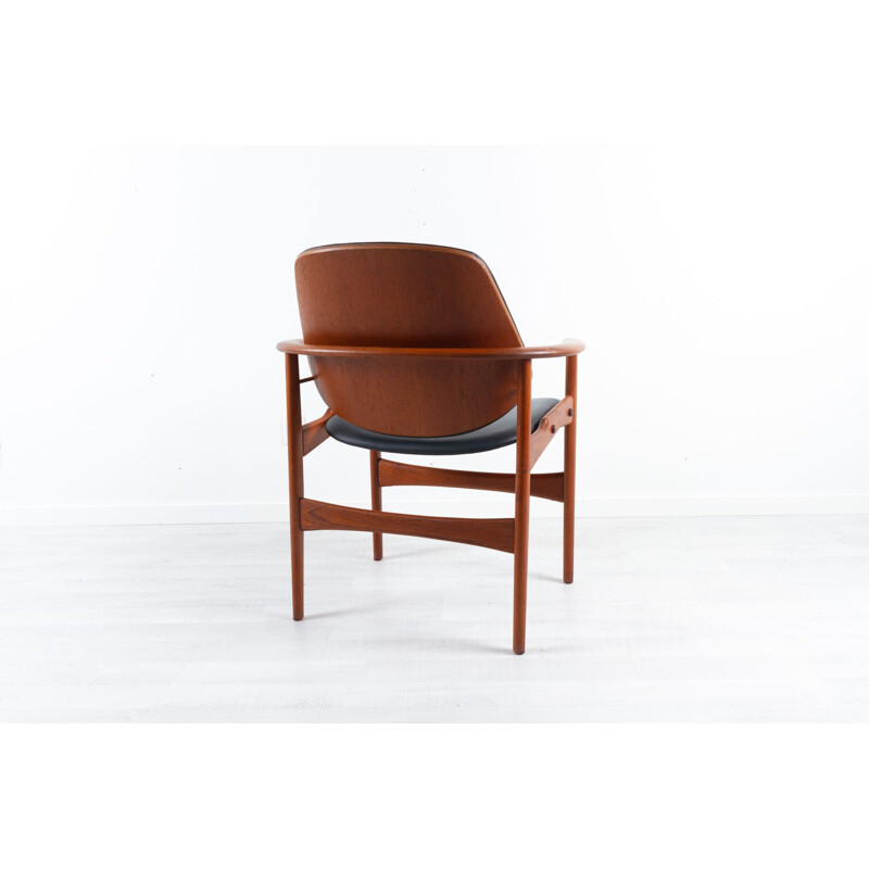 Poltrona danese vintage in teak di Arne Hovmand-Olsen per Jutex, 1960