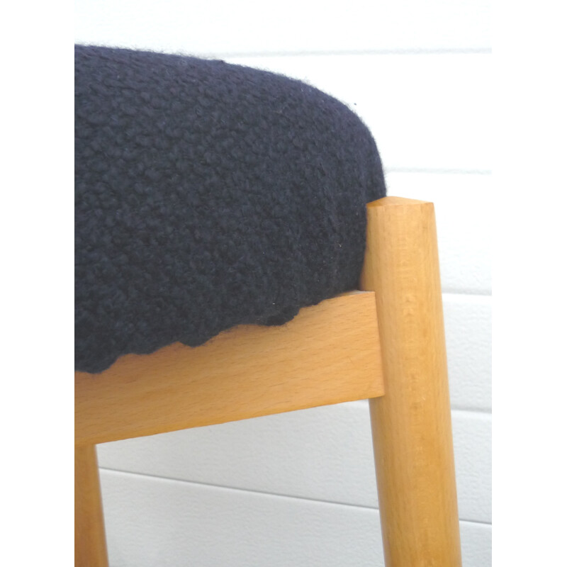 Dark blue wool Danish stool in beech - 1960s