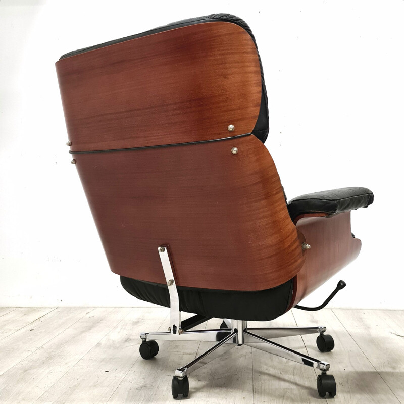 Mid-century plywood and leather lounge chair by Martin Germany 1950s