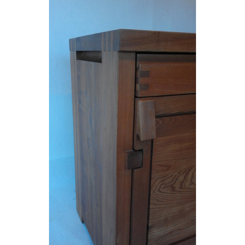 R09 short sideboard in solid elm by Pierre CHAPO - 1960s