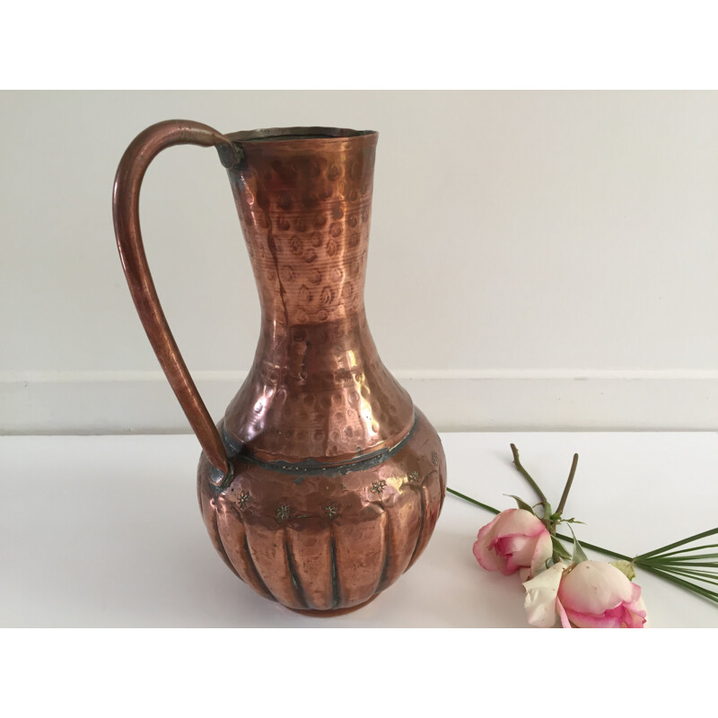 Vintage hammered copper pitcher vase