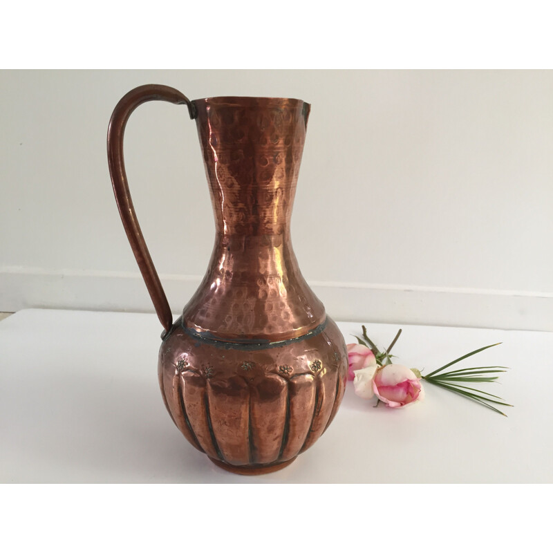 Vintage hammered copper pitcher vase