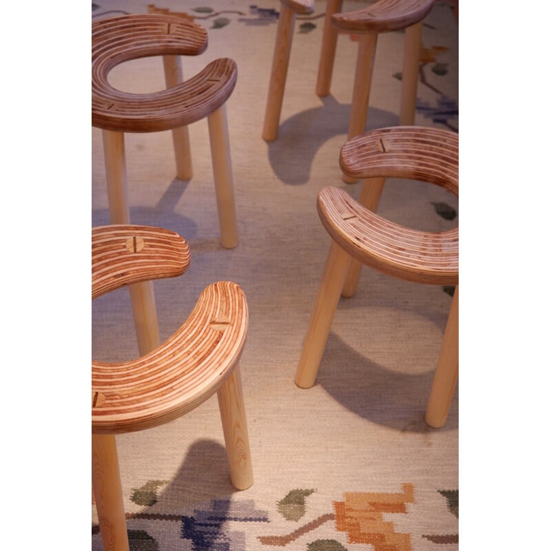 Set of mid-century 4 sauna stools for the Palace Hotel Helsinki, 1952