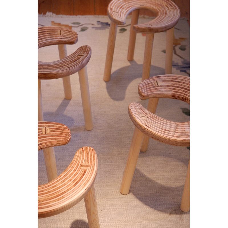 Set of mid-century 4 sauna stools for the Palace Hotel Helsinki, 1952