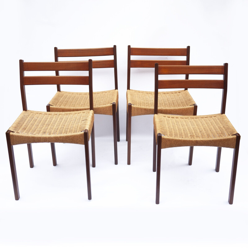Set of 4 vintage Danish teak dining chairs by Arne Hovmand Olsen for Mogens Kold, 1970s
