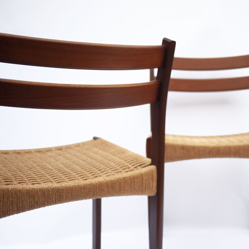 Set of 4 vintage Danish teak dining chairs by Arne Hovmand Olsen for Mogens Kold, 1970s