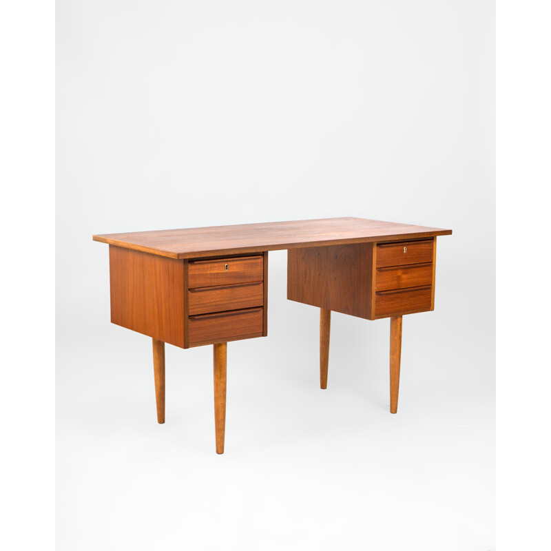 Mid century teak Danish desk, Denmark 1970s