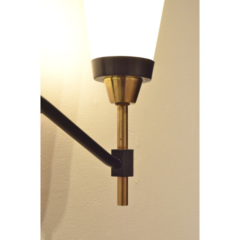 French Maison Arlus wall lamp in brass and opaline glass - 1950s