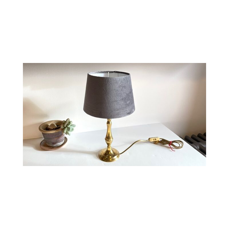 Vintage lamp in solid brass and velvet