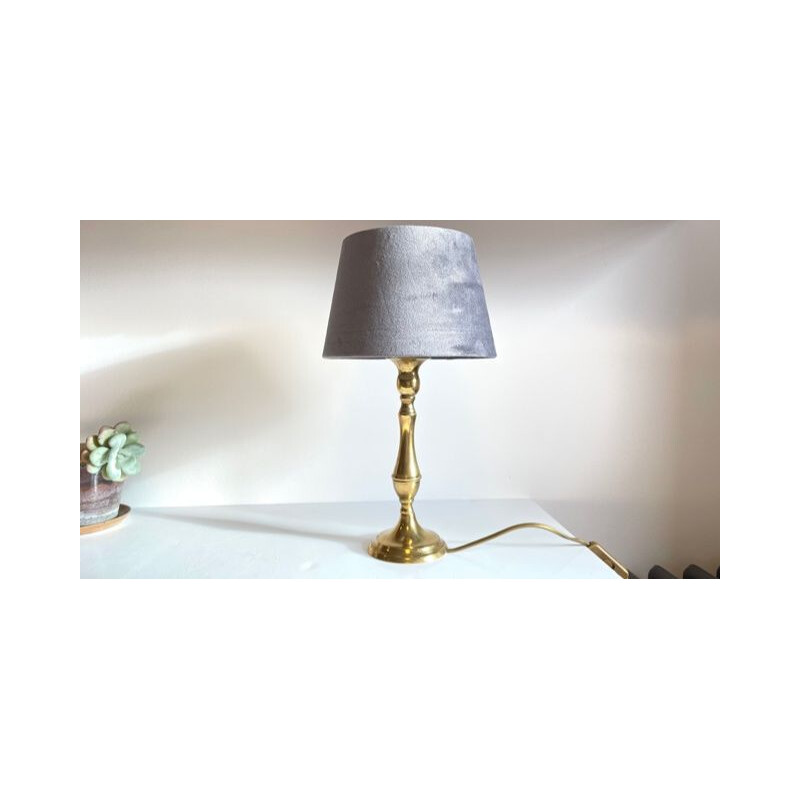 Lampe vintage en laiton massif et velours