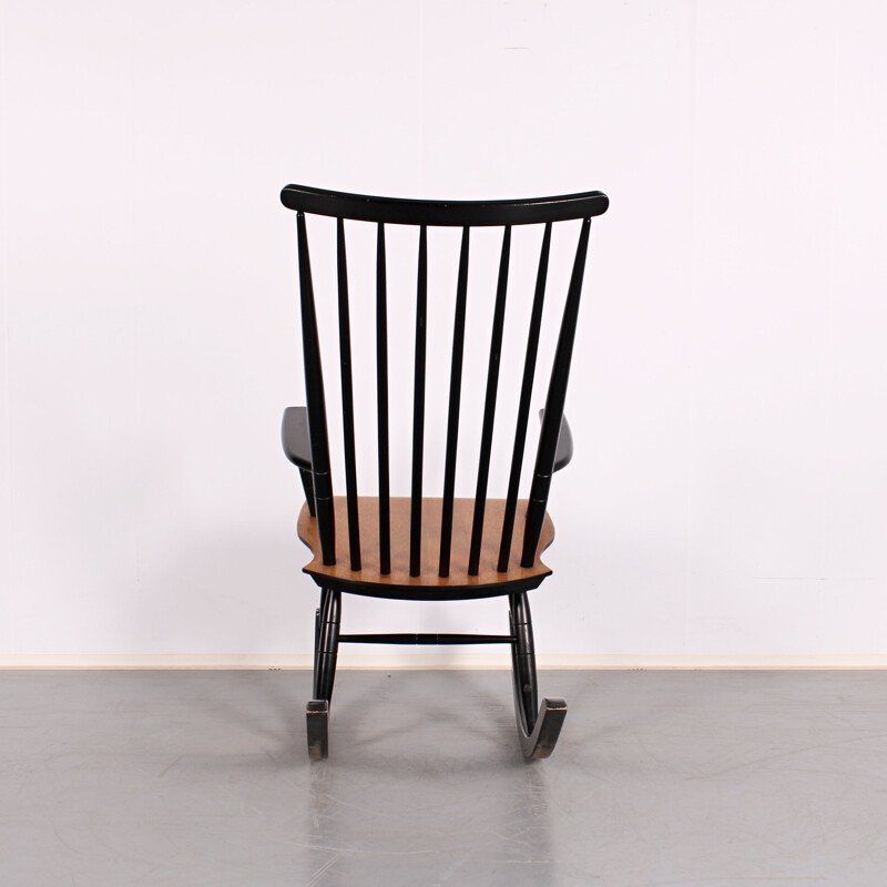 Chaise à bascule vintage par Varjosen Puunjalostus pour Uusikylä