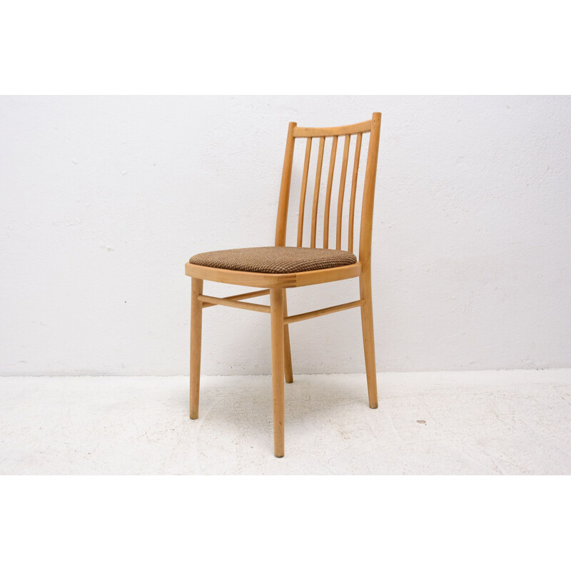 Paire de chaises vintage en bois de hêtre et tissu par Tatra nabytok, Tchécoslovaquie 1960