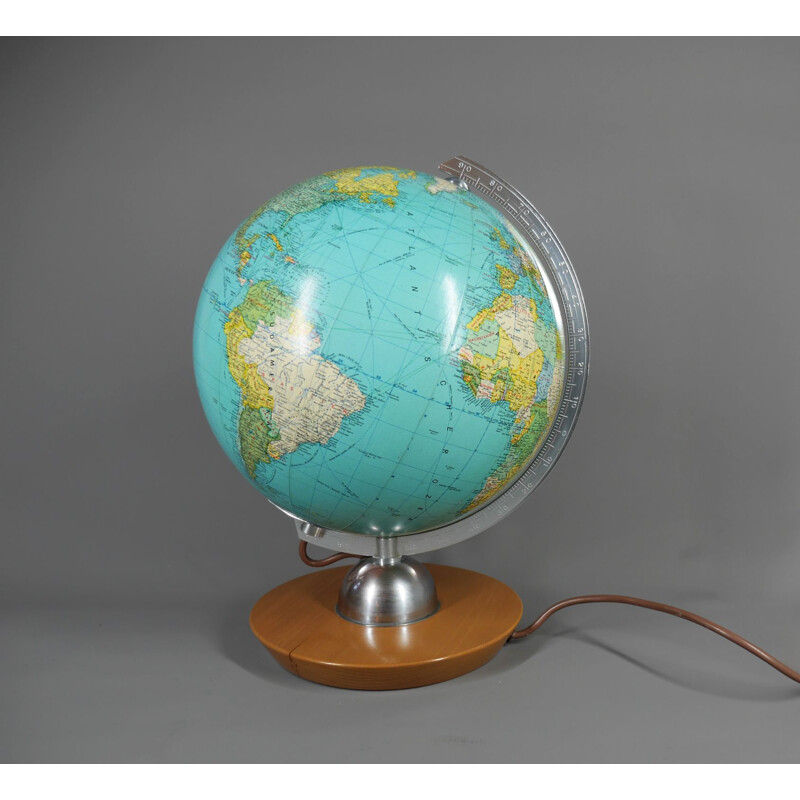 Vintage illuminated globe by Jro Verlag for Munich, Germany 1940s