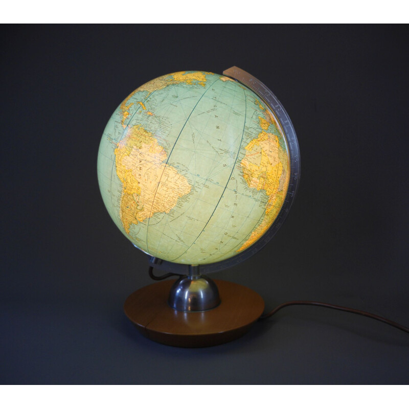 Vintage illuminated globe by Jro Verlag for Munich, Germany 1940s