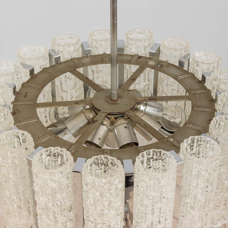 Vintage Murano glass chandelier with 17 frosted glass shades by Barovier and Tosso, Italy 1970s