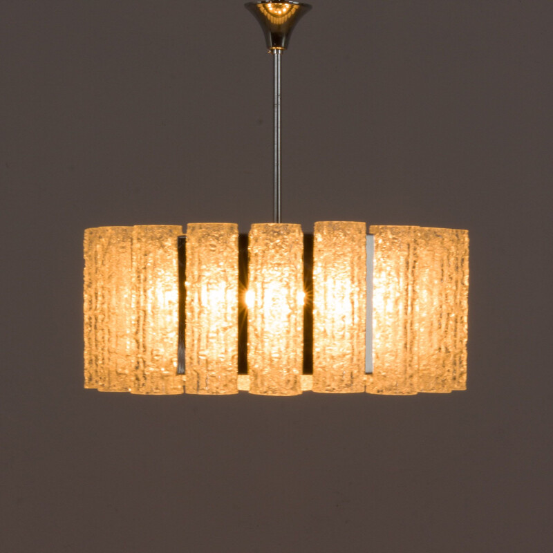 Vintage Murano glass chandelier with 17 frosted glass shades by Barovier and Tosso, Italy 1970s