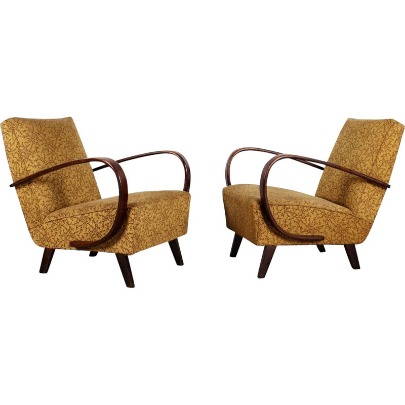 Pair of vintage armchairs by Jindřich Halabala