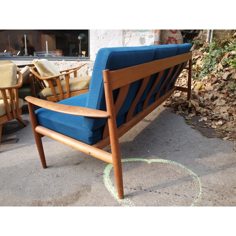 Danish France & Son 3-seater sofa in teak and blue fabric, Grete JALK - 1960s