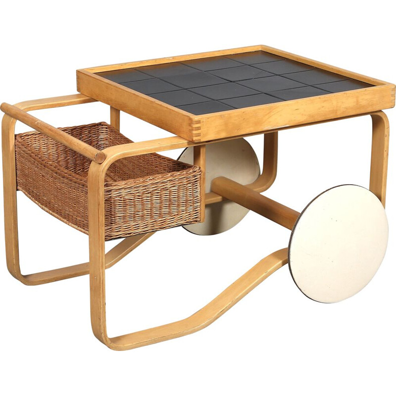 Vintage birch tea cart model 900 by Alvar Aalto for Huonekalu- ja rakennustyötehdas, 1937