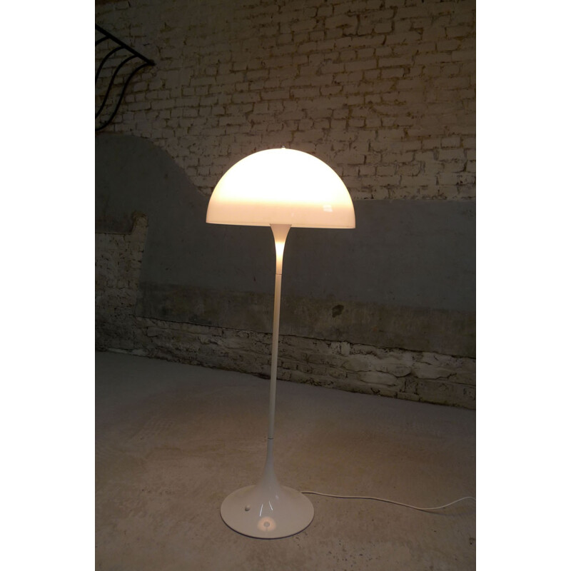 Louis Poulsen "Panthella" floor lamp in acrylic, Verner PANTON - 1970s