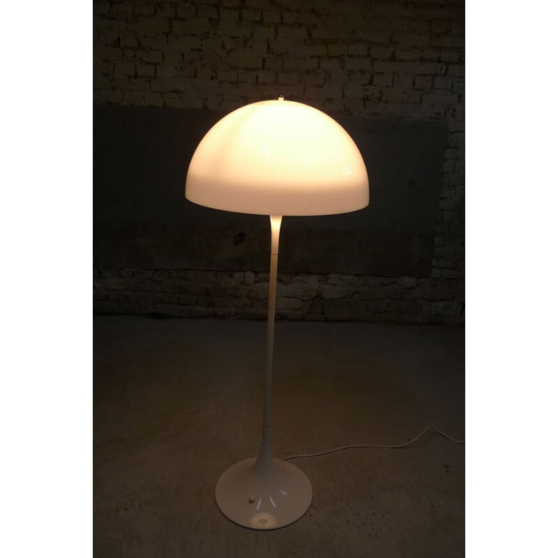 Louis Poulsen "Panthella" floor lamp in acrylic, Verner PANTON - 1970s