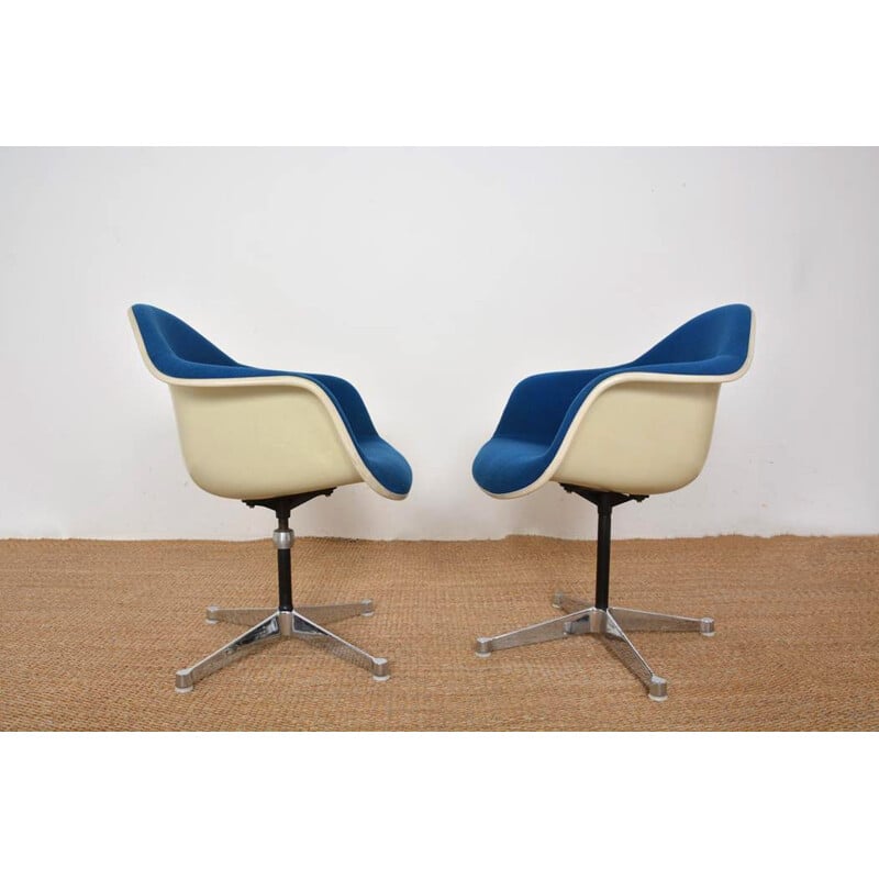 Paire de fauteuils pivotants vintage de Charles et Ray Eames pour Herman Miller, 1960