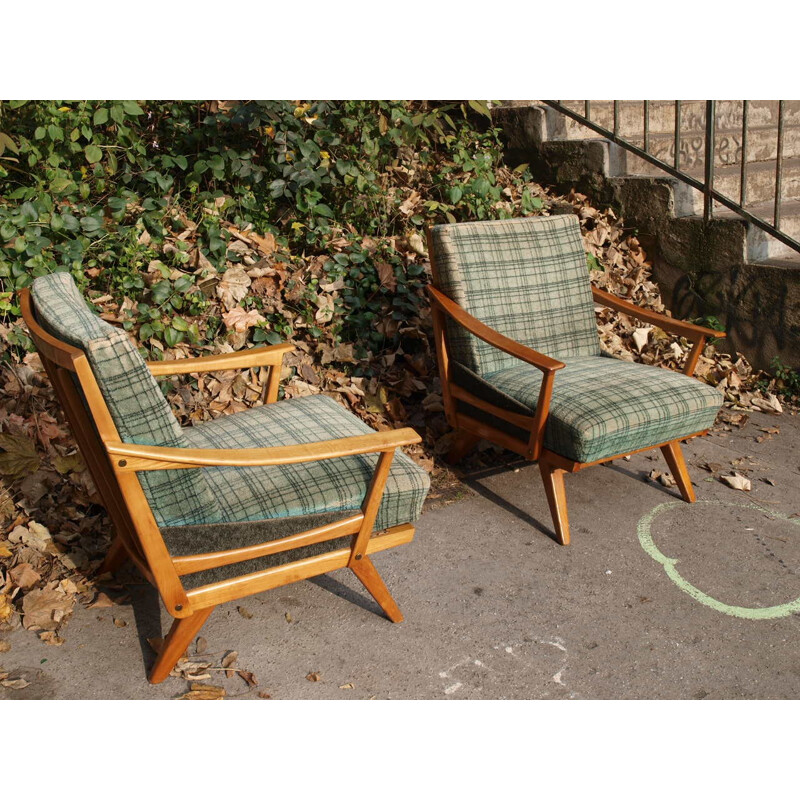 Mid-century armchair in green velvet and wood - 1950s