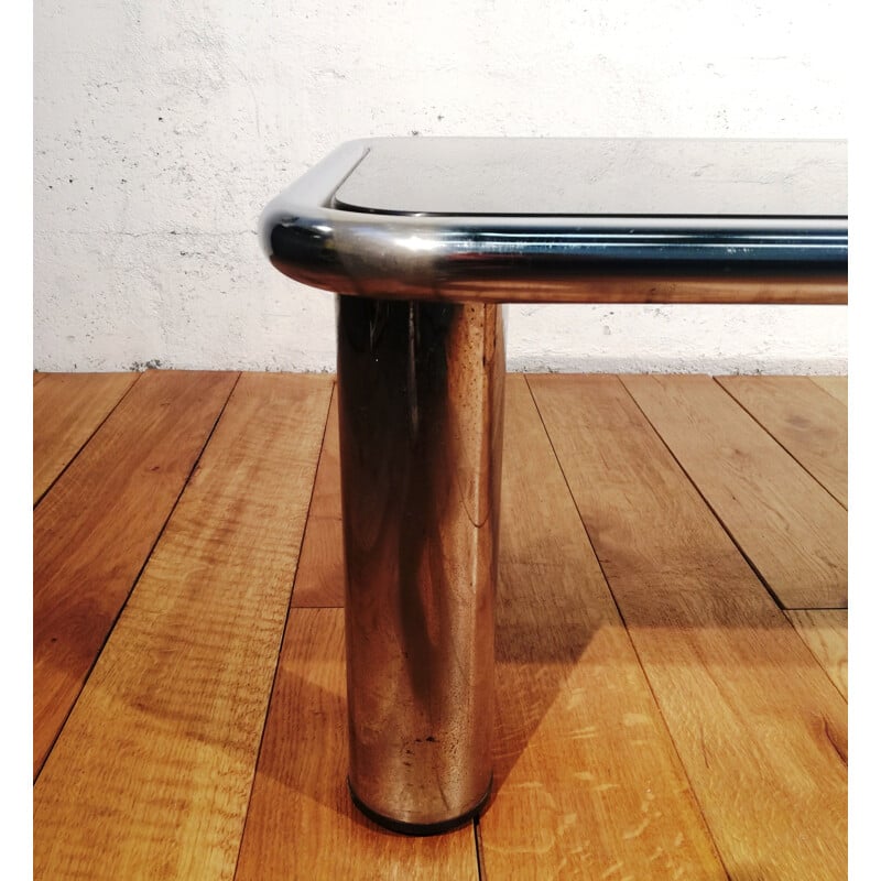 Table basse vintage en métal et verre fumé par Gianfranco Frattini pour Cassina