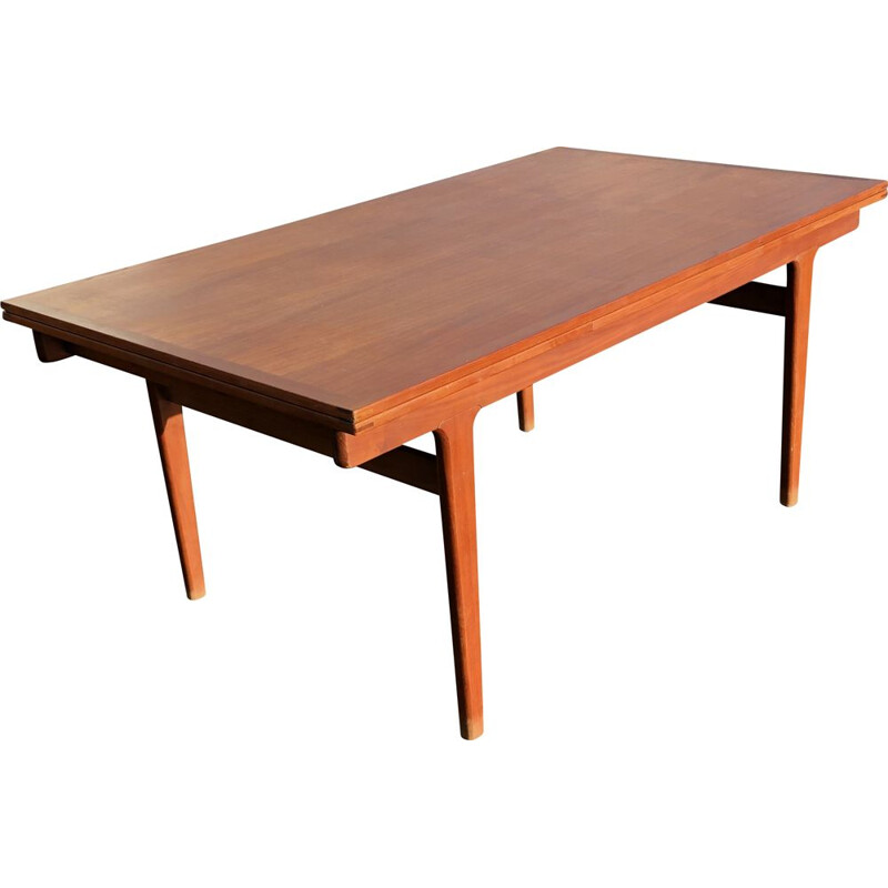 Vintage teak table by Henning Kjaernulf for Vejle Mobelfabrik, 1960