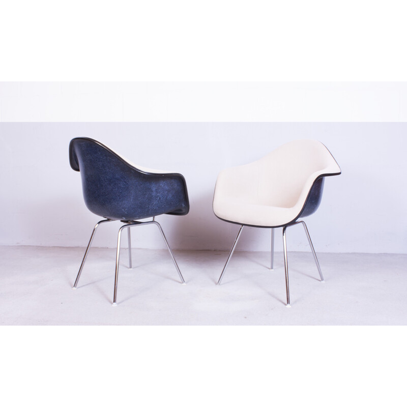 "Dax" armchair in fiber glass, Charles & Ray EAMES - 1950s