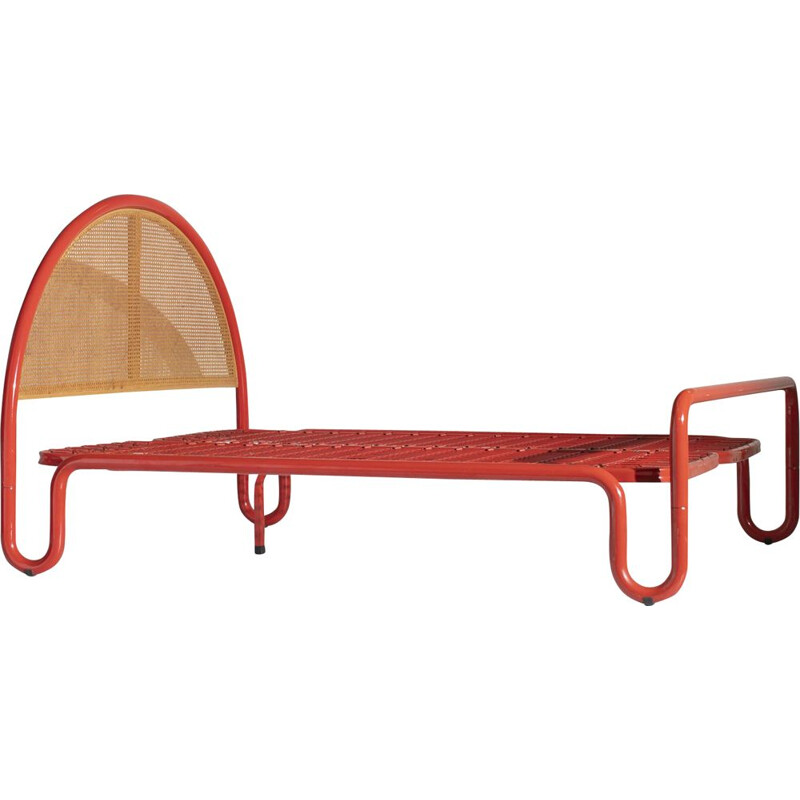 Vintage red bed by Gae Aulenti, Italy 1960