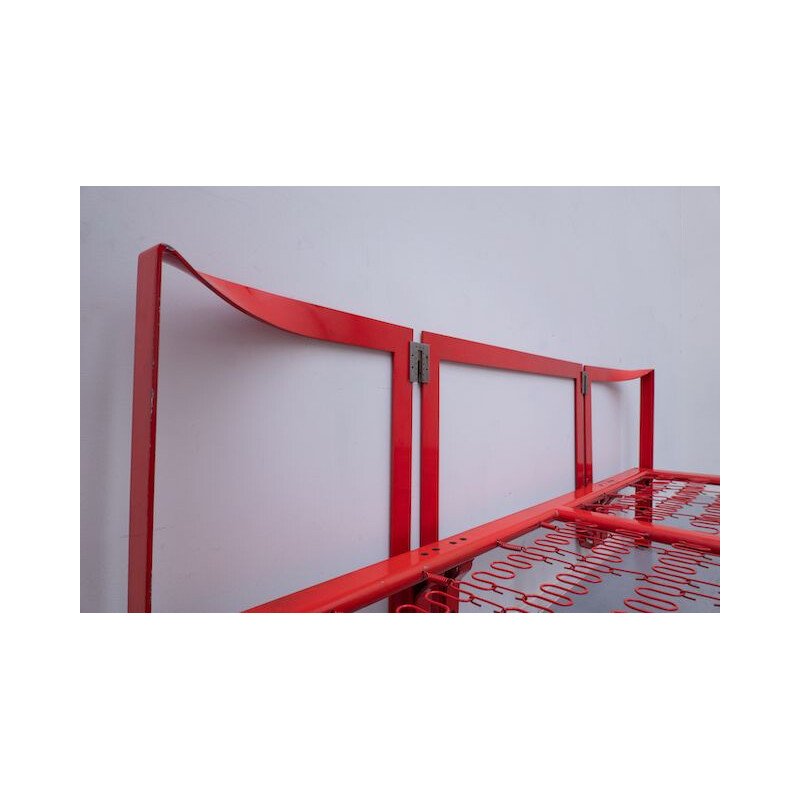 Vintage Vanessa bed in red metal by Tobia Scarpa for Gavina, Italy 1950s