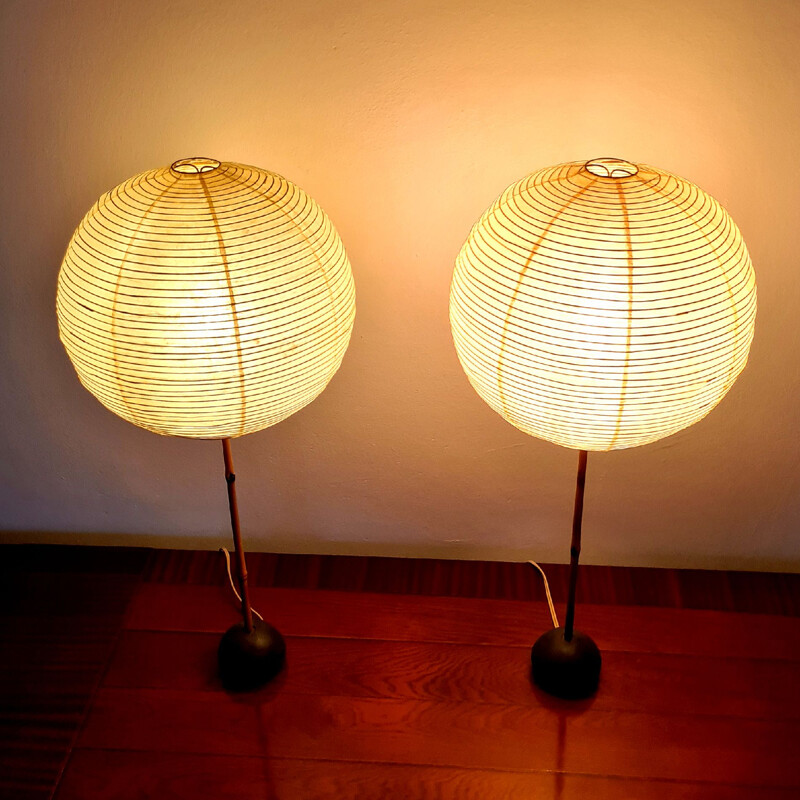 Paire de lampes de table Akari vintage par Isamu Noguchi, Japon 1950