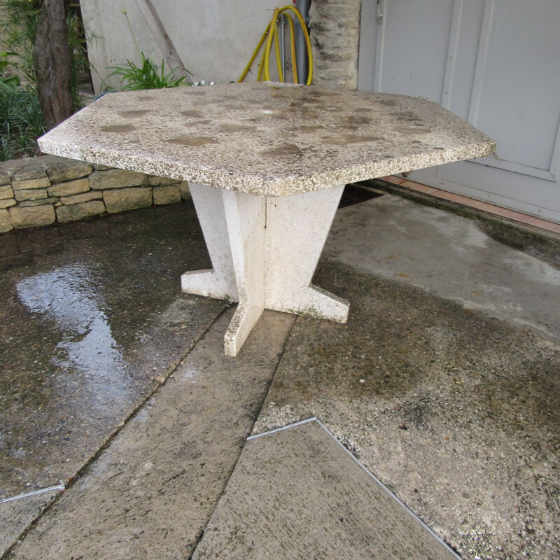 Hexagonal vintage garden table in Granito