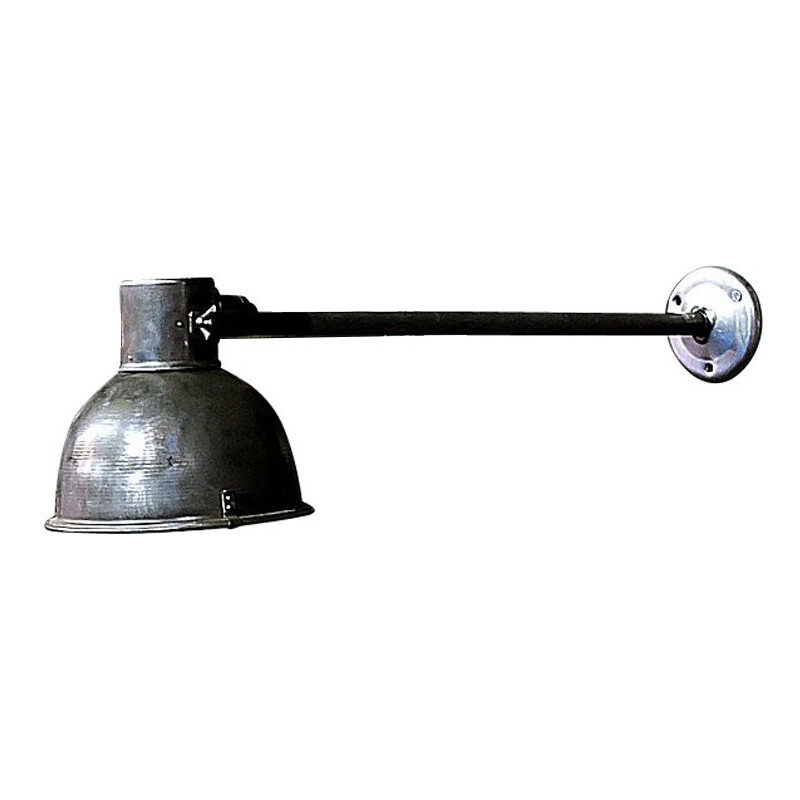 Vintage industrial sconce in metal - 1960