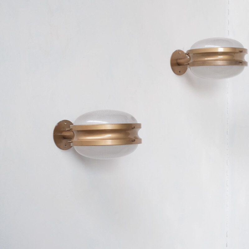 Pair of Gamma mid-century Italian wall lamps by Sergio Mazza for Artemide, 1960s