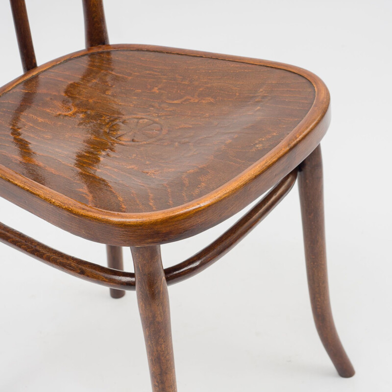 Thonet Vintage-Stuhl aus gebogenem Holz, 1940