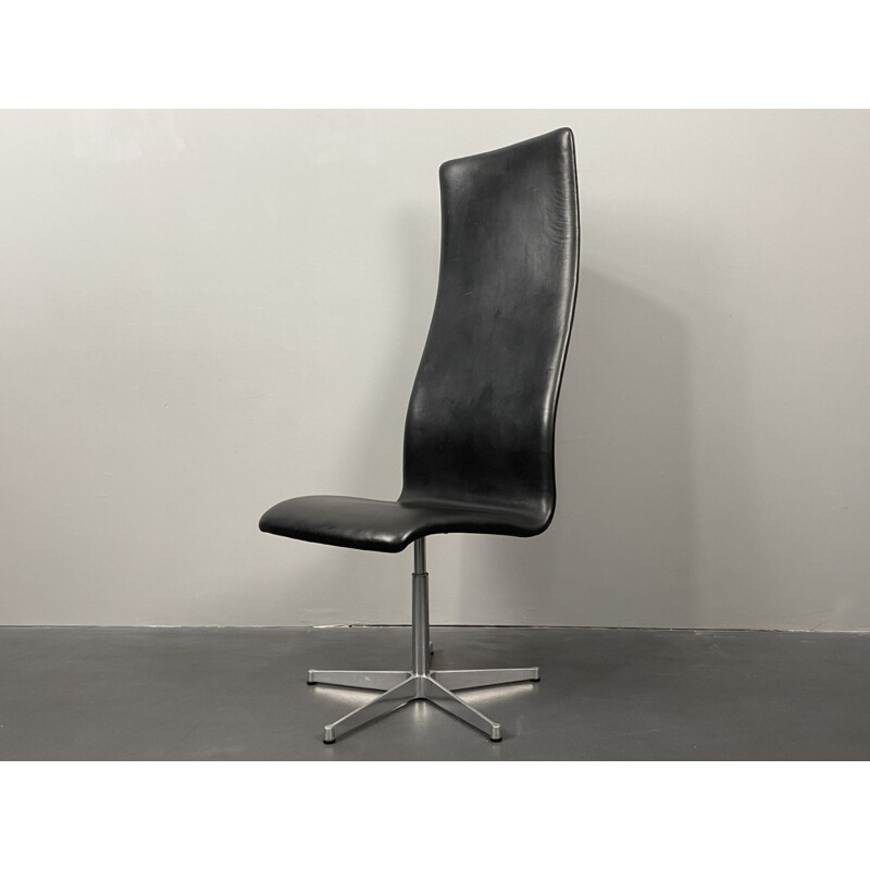 Vintage high-back swivel armchair Oxford by Arne Jacobsen for Fritz Hansen