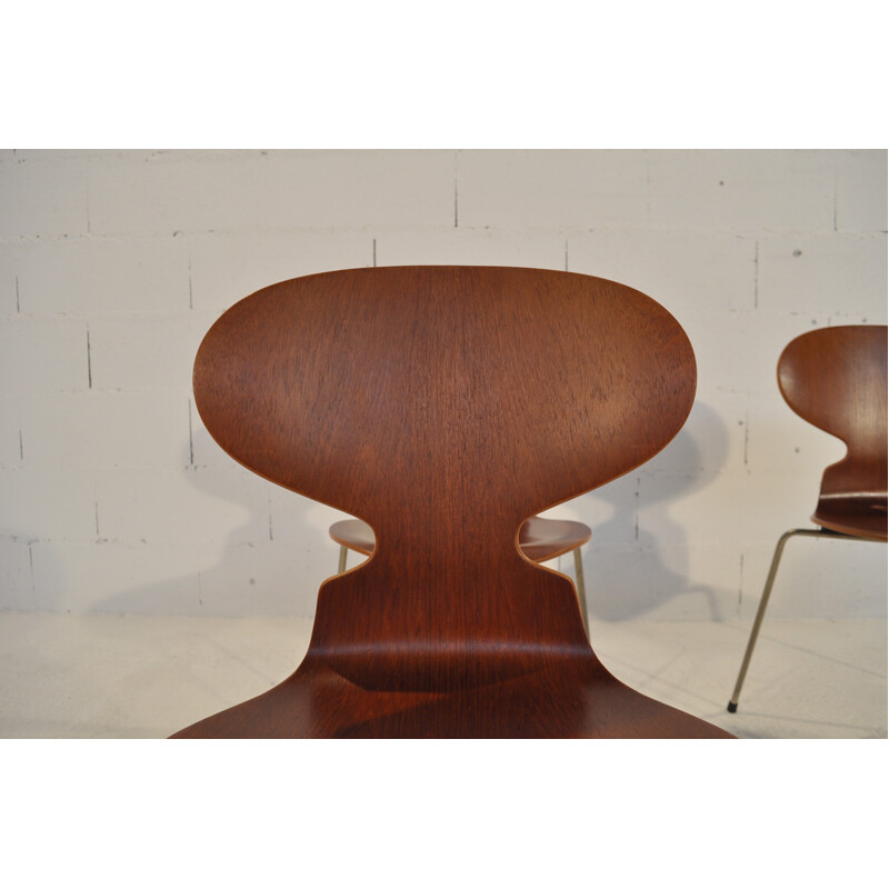 Set of 4 chairs "Ant", Arne JACOBSEN - 1950s